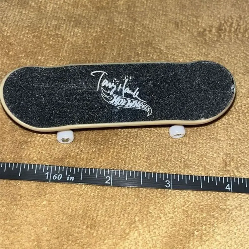 Tony Hawk Birdhouse Tech Deck Hand Board 4